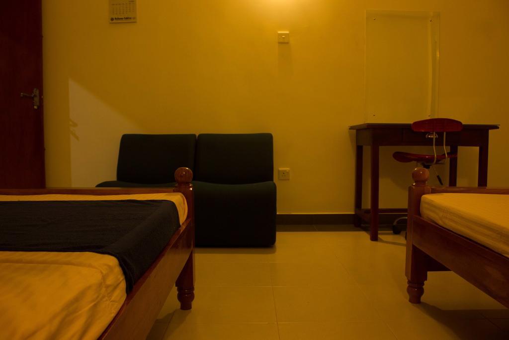 Hotel Senora Kataragama Exterior photo