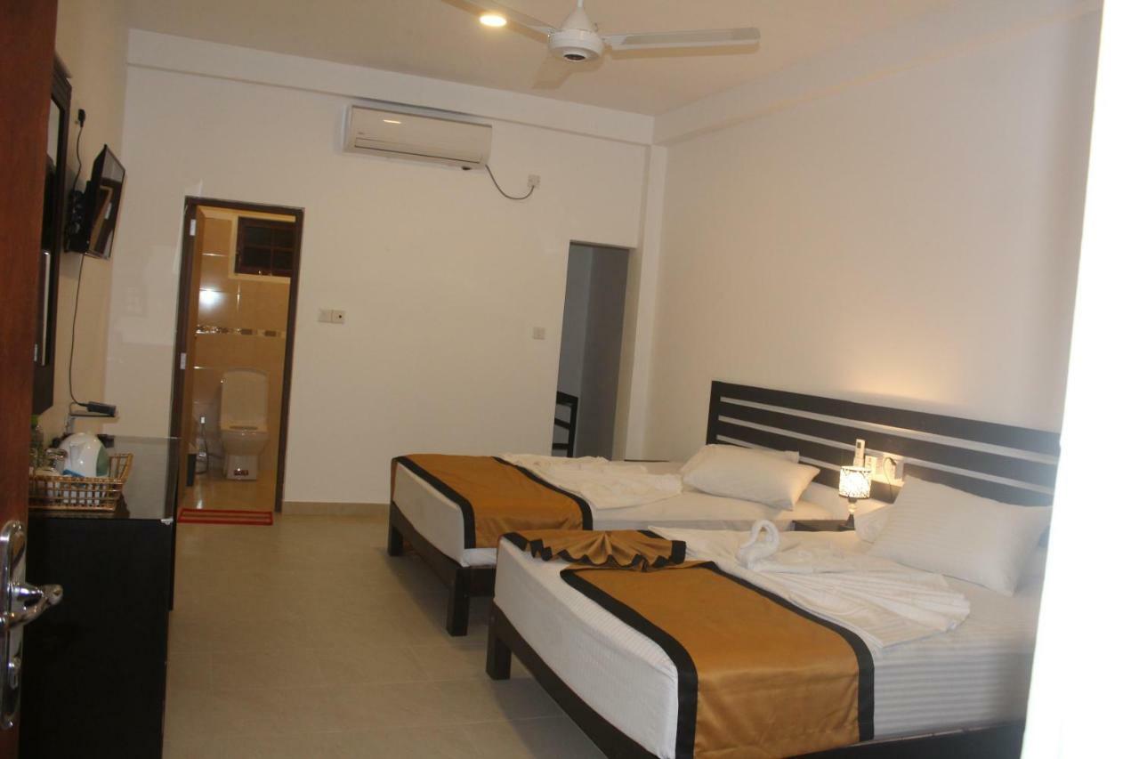 Hotel Senora Kataragama Exterior photo